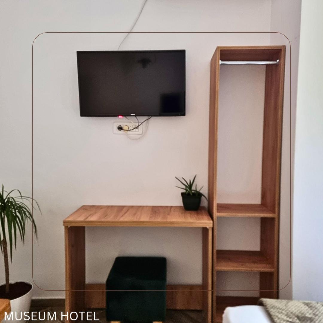 Museum Hotel Pristina Rum bild